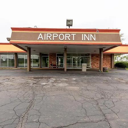 Oyo Hotel At Chicago Rockford International Airport, Il